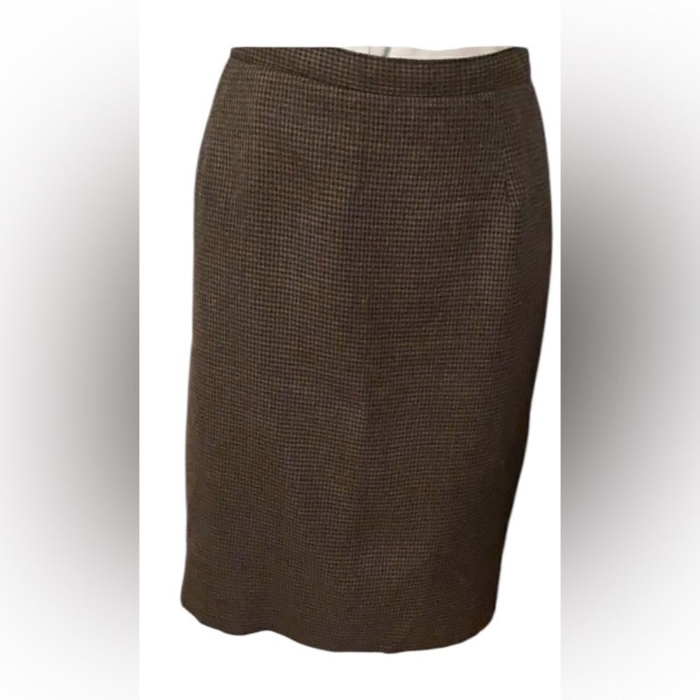 Briggs New York stylish black and grey houndstooth fully lined skirt EUC